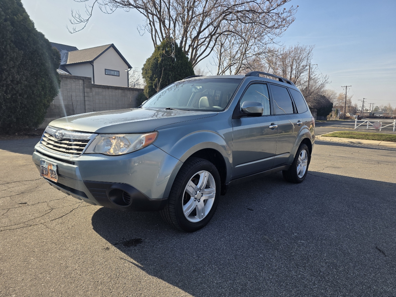 Subaru Forester 4dr Auto 2.5X Premium w/All-Weather Pkg 2010