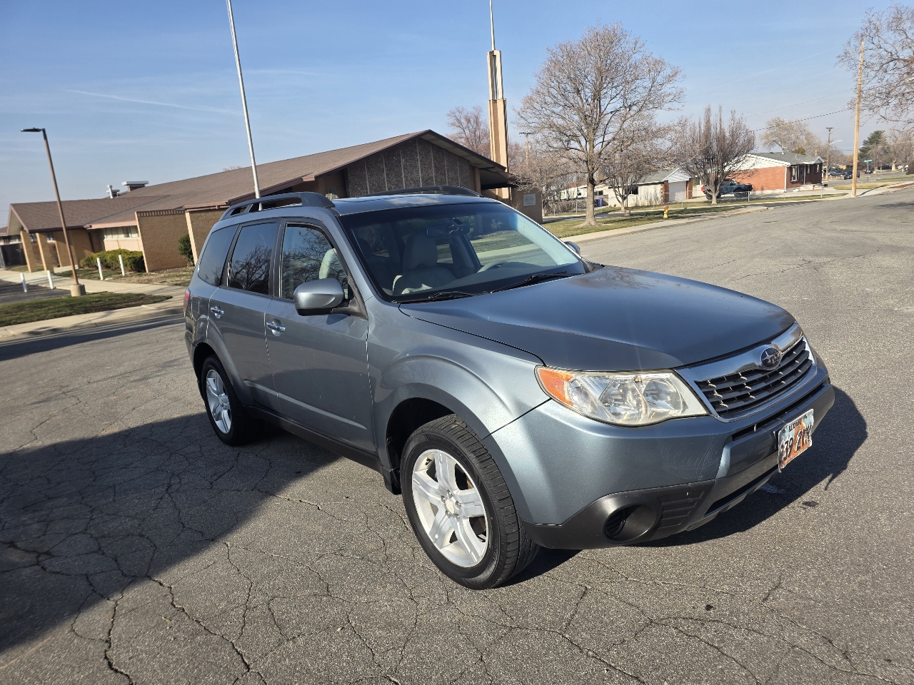 Subaru Forester 4dr Auto 2.5X Premium w/All-Weather Pkg 2010