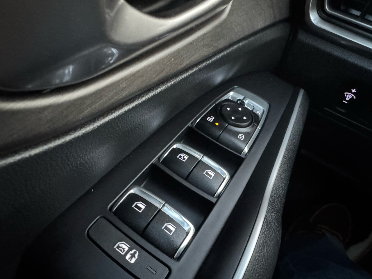 Kia Sorento X-Line EX AWD 2025