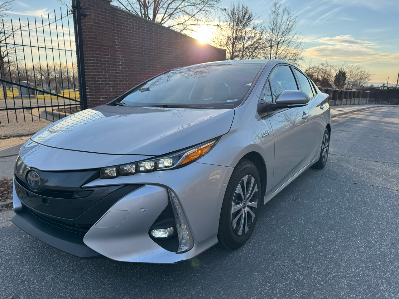 Toyota Prius Prime Limited (Natl) 2021