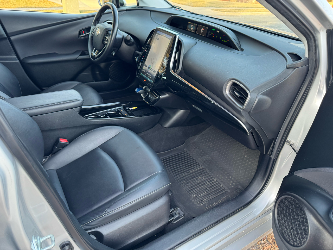 Toyota Prius Prime Limited (Natl) 2021