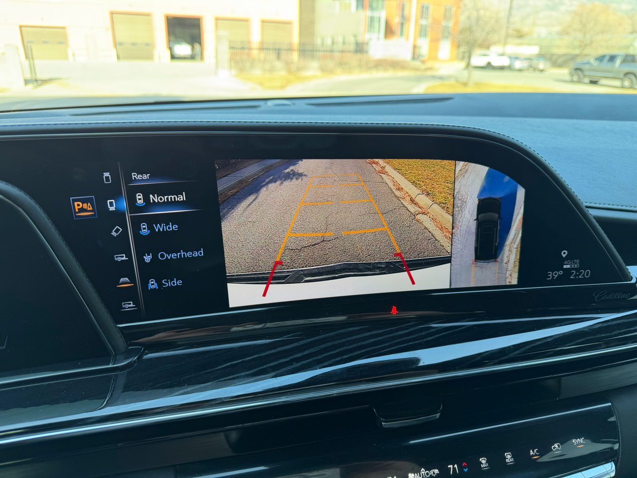 Cadillac Escalade 4WD 4dr Sport 2021