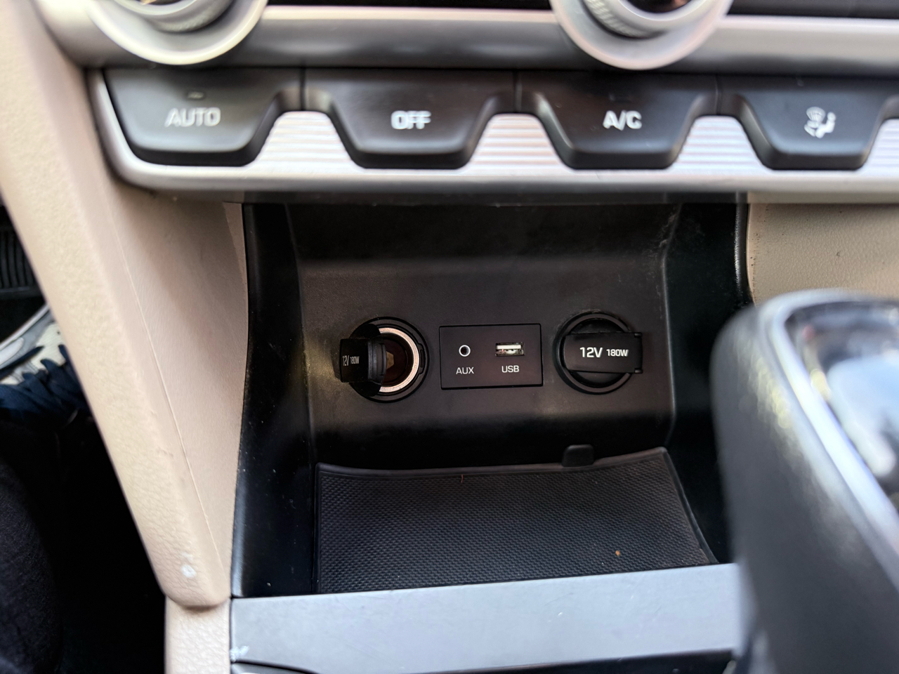 Hyundai Elantra SE IVT SULEV 2020