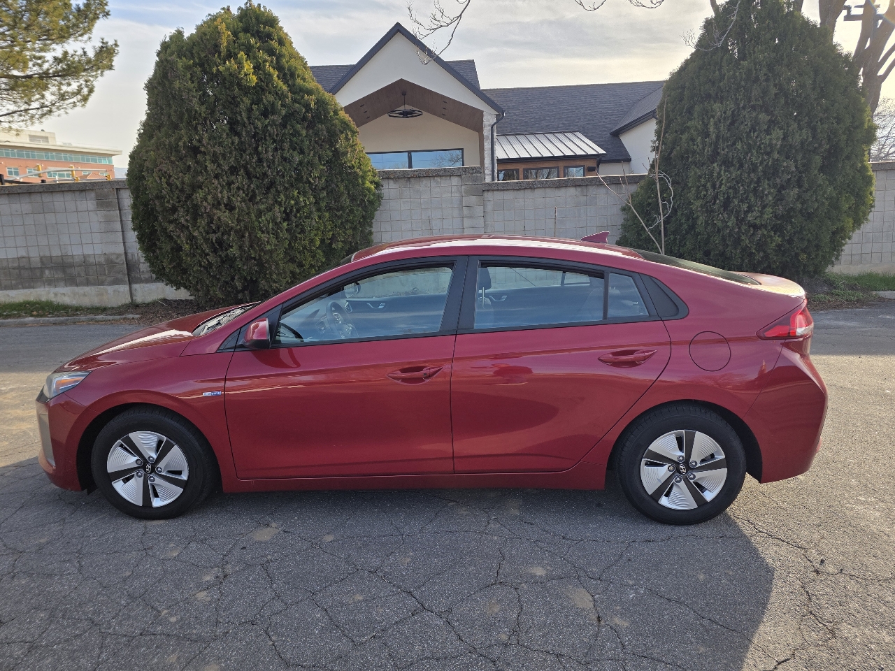 Hyundai Ioniq Hybrid Blue Hatchback 2019