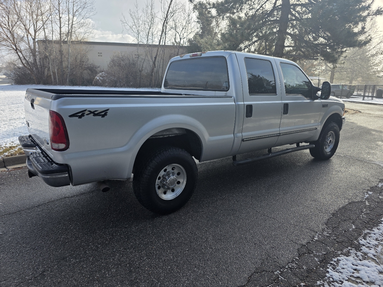 Ford Super Duty F-250 Crew Cab 156" XLT 4WD 2000