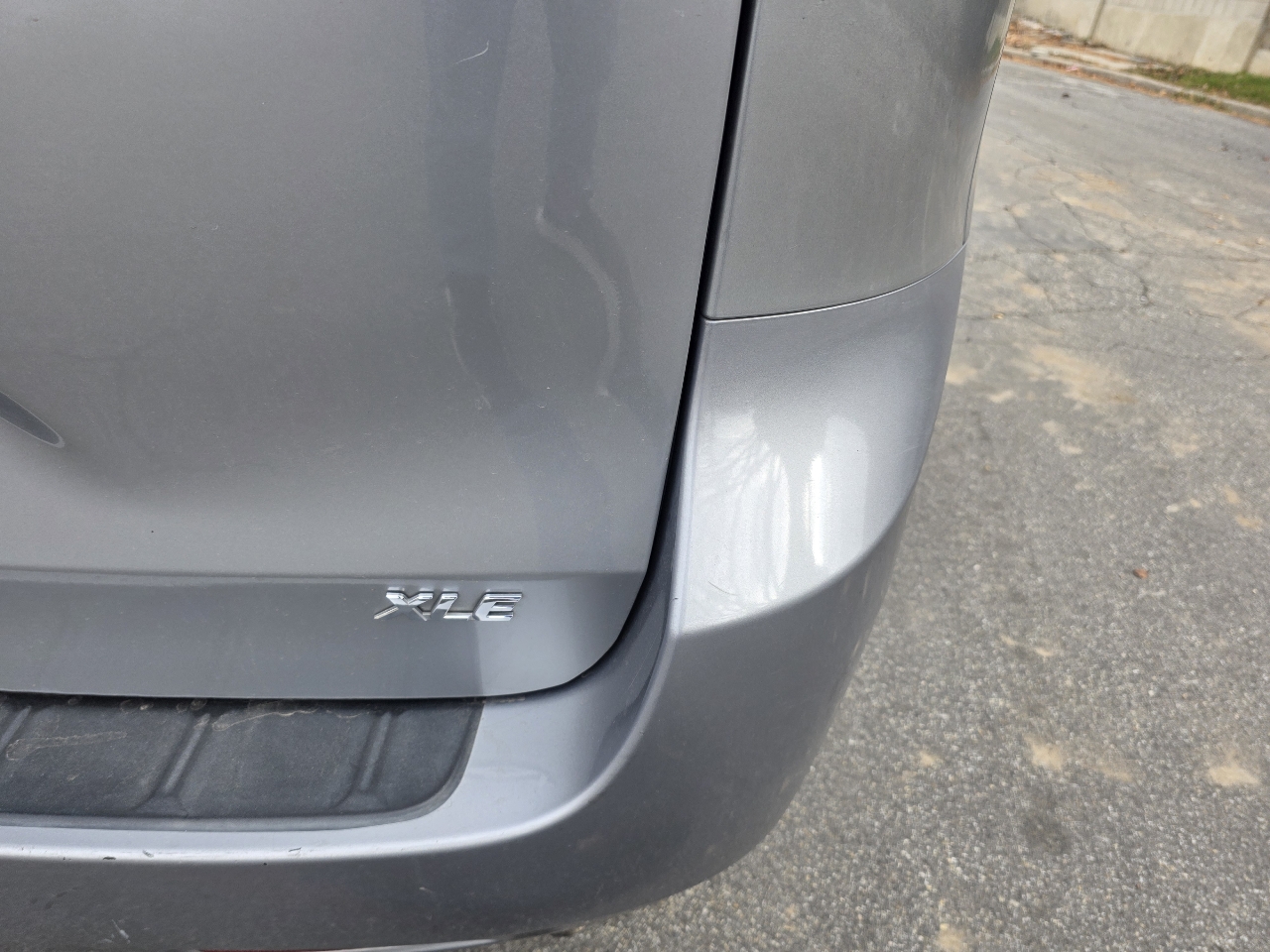 Toyota Sienna XLE Auto Access Seat FWD 7-Passenger (Natl) 2017