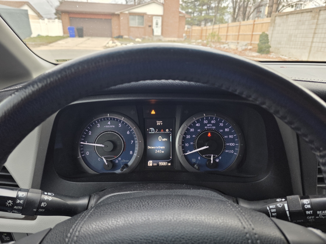 Toyota Sienna XLE Auto Access Seat FWD 7-Passenger (Natl) 2017