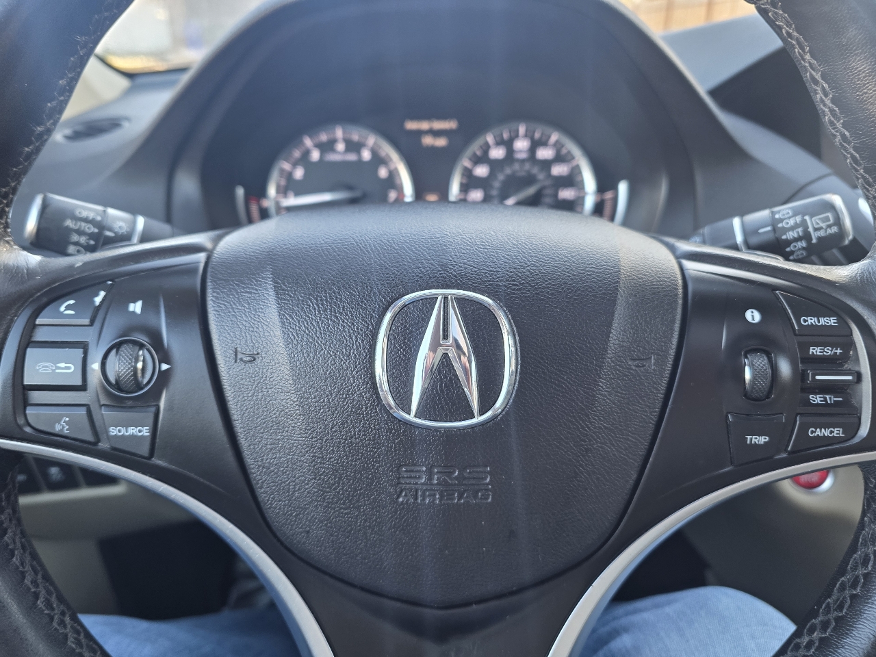 Acura MDX FWD 4dr Tech Pkg 2015