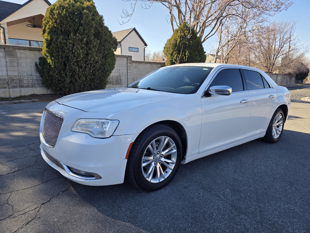2016 Chrysler 300 4dr Sdn 300C RWD