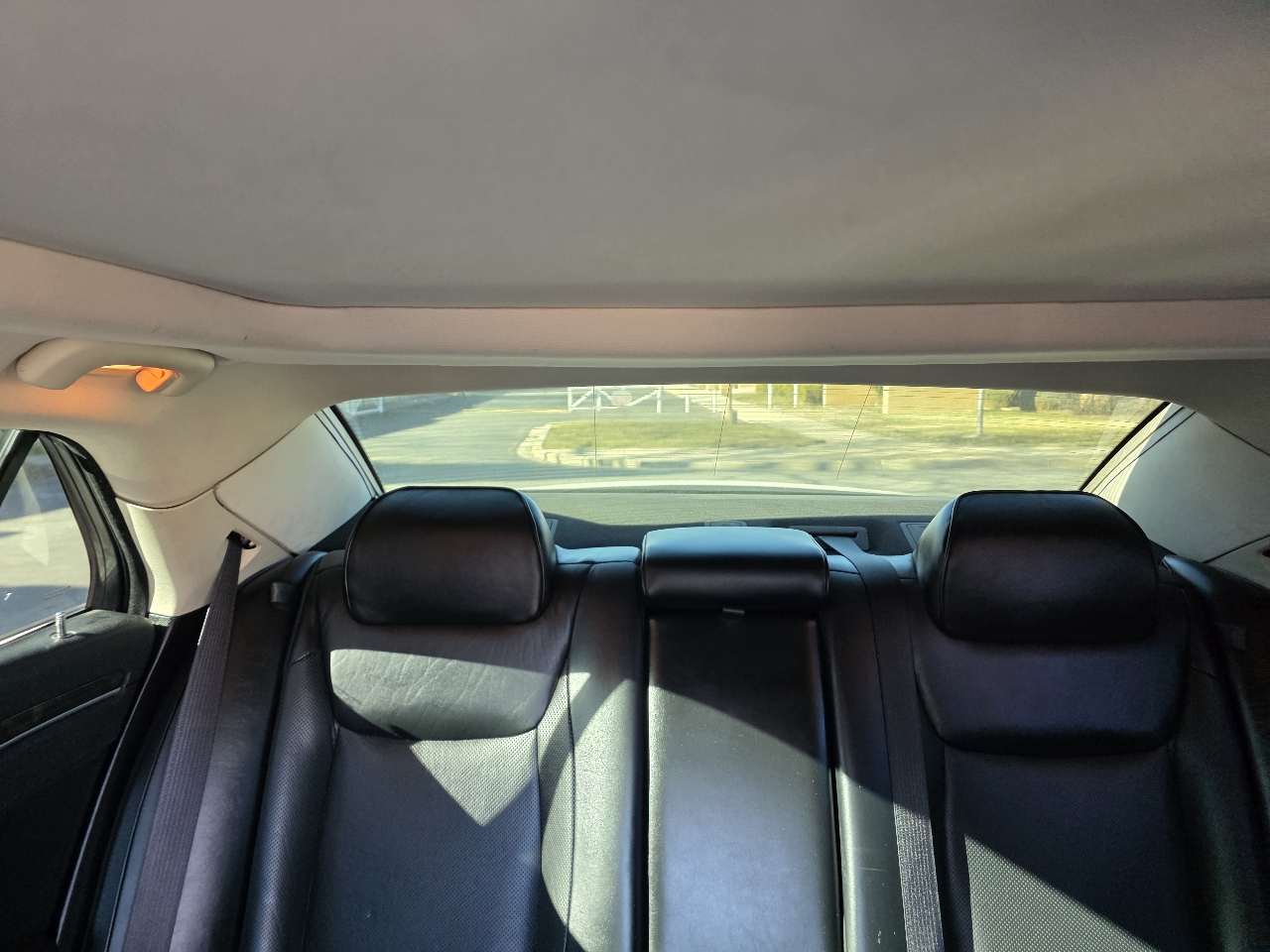 Chrysler 300 4dr Sdn 300C RWD 2016