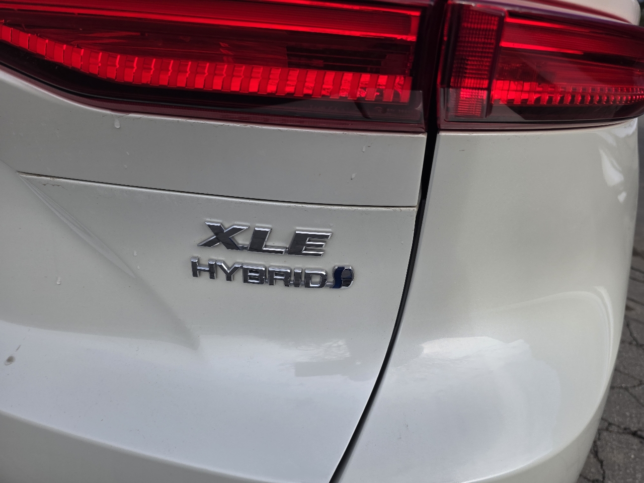 Toyota Venza XLE 4D SUV AWD V6 2022