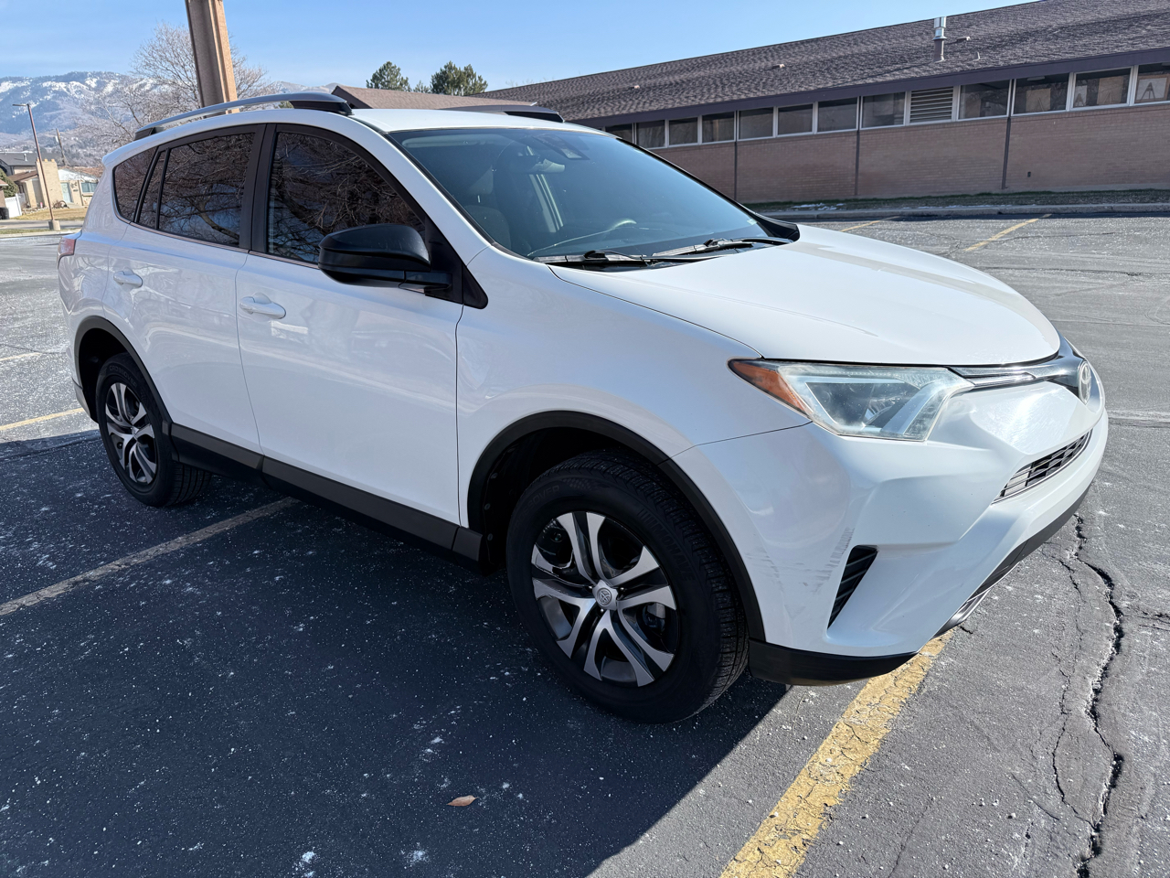 Toyota RAV4 LE 2017