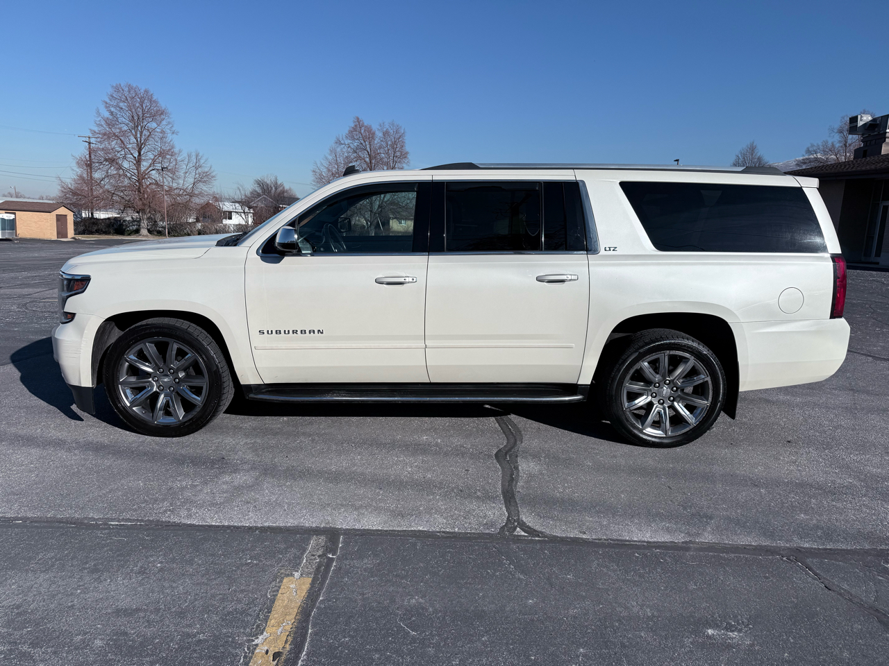 Chevrolet Suburban 4WD 4dr LTZ 2015