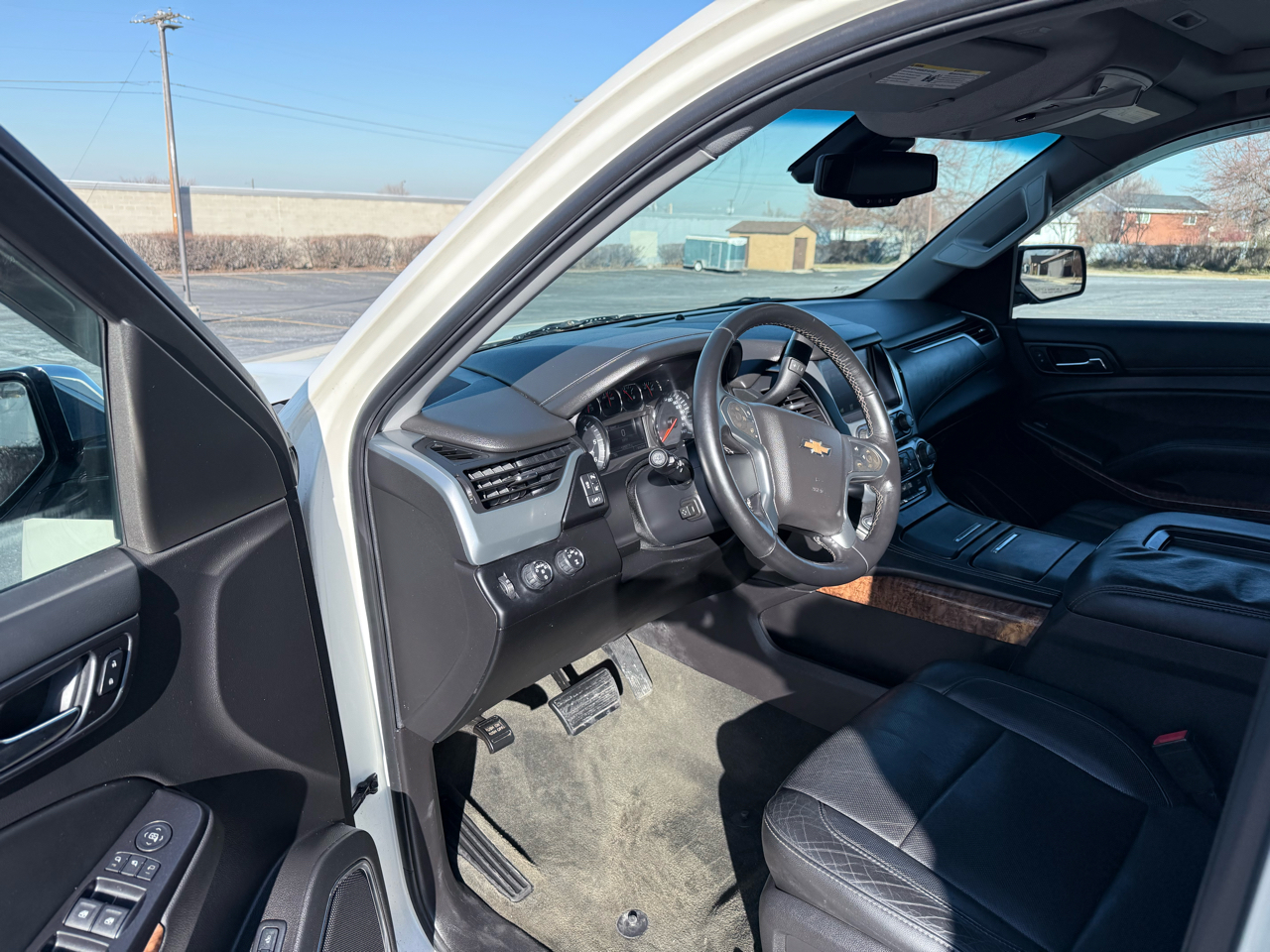 Chevrolet Suburban 4WD 4dr LTZ 2015