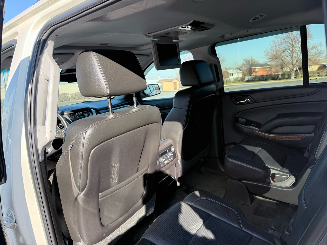Chevrolet Suburban 4WD 4dr LTZ 2015