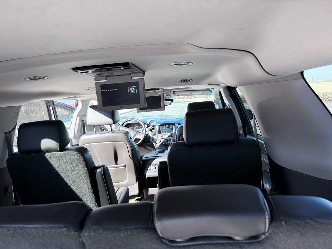 Chevrolet Suburban 4WD 4dr LTZ 2015