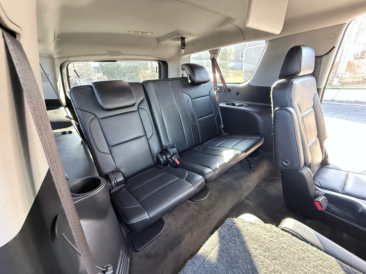 Chevrolet Suburban 4WD 4dr LTZ 2015