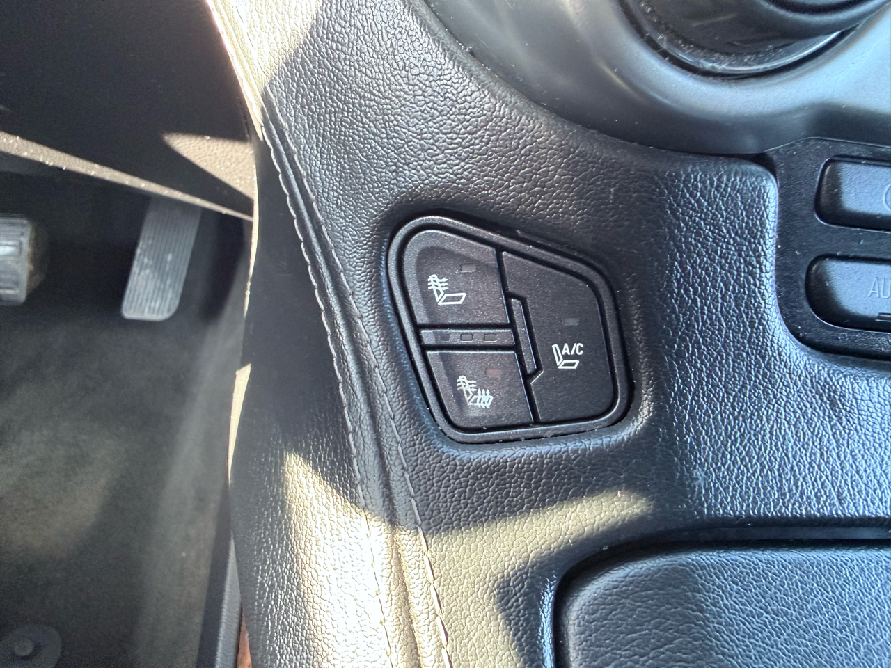 Chevrolet Suburban 4WD 4dr LTZ 2015