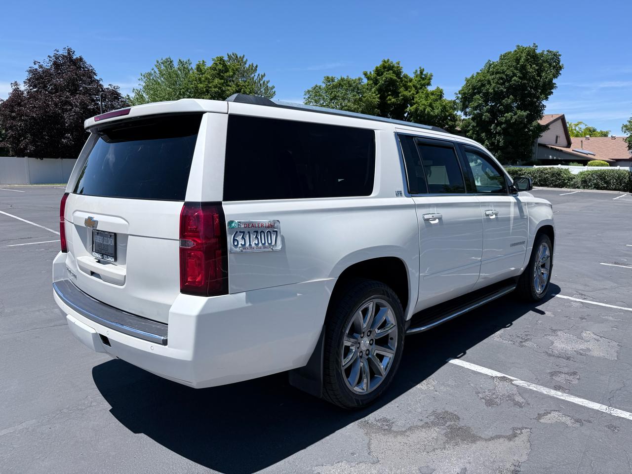 Chevrolet Suburban 4WD 4dr LTZ 2015