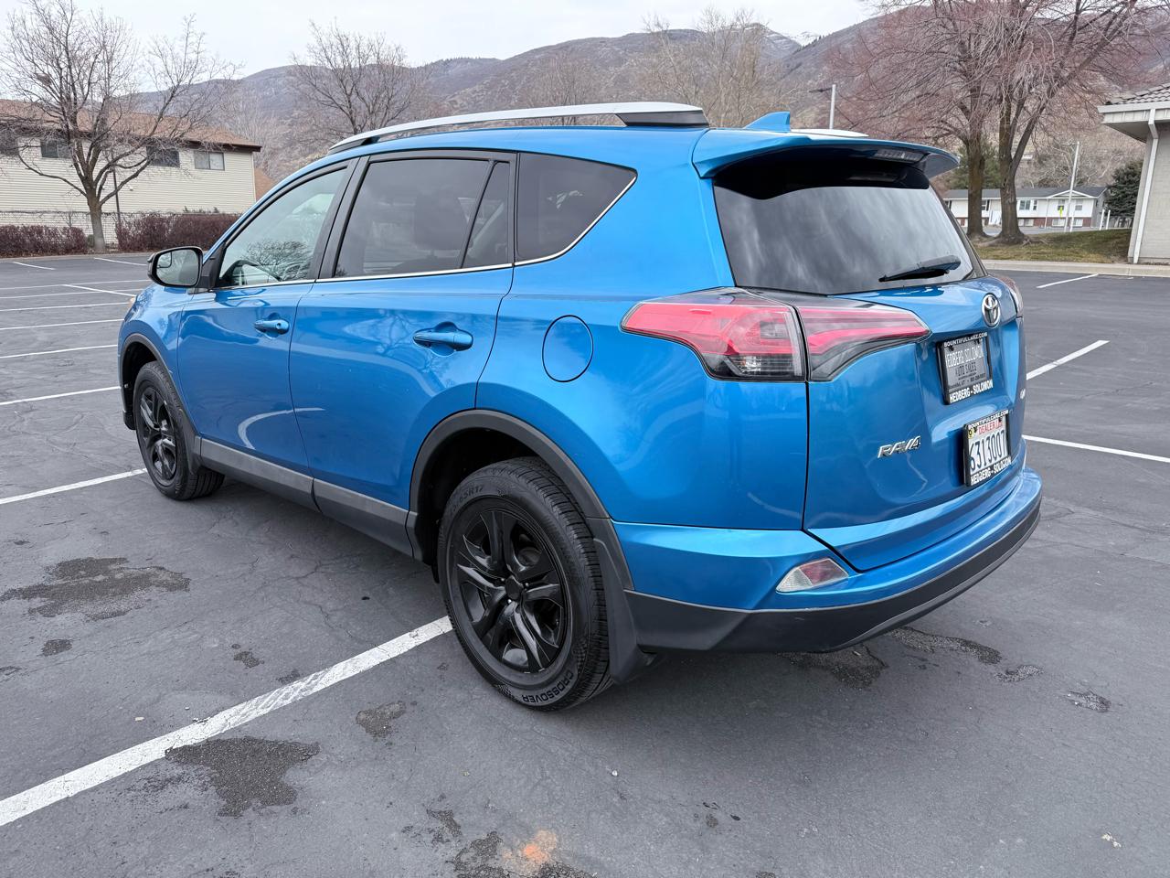 Toyota RAV4 LE 2016