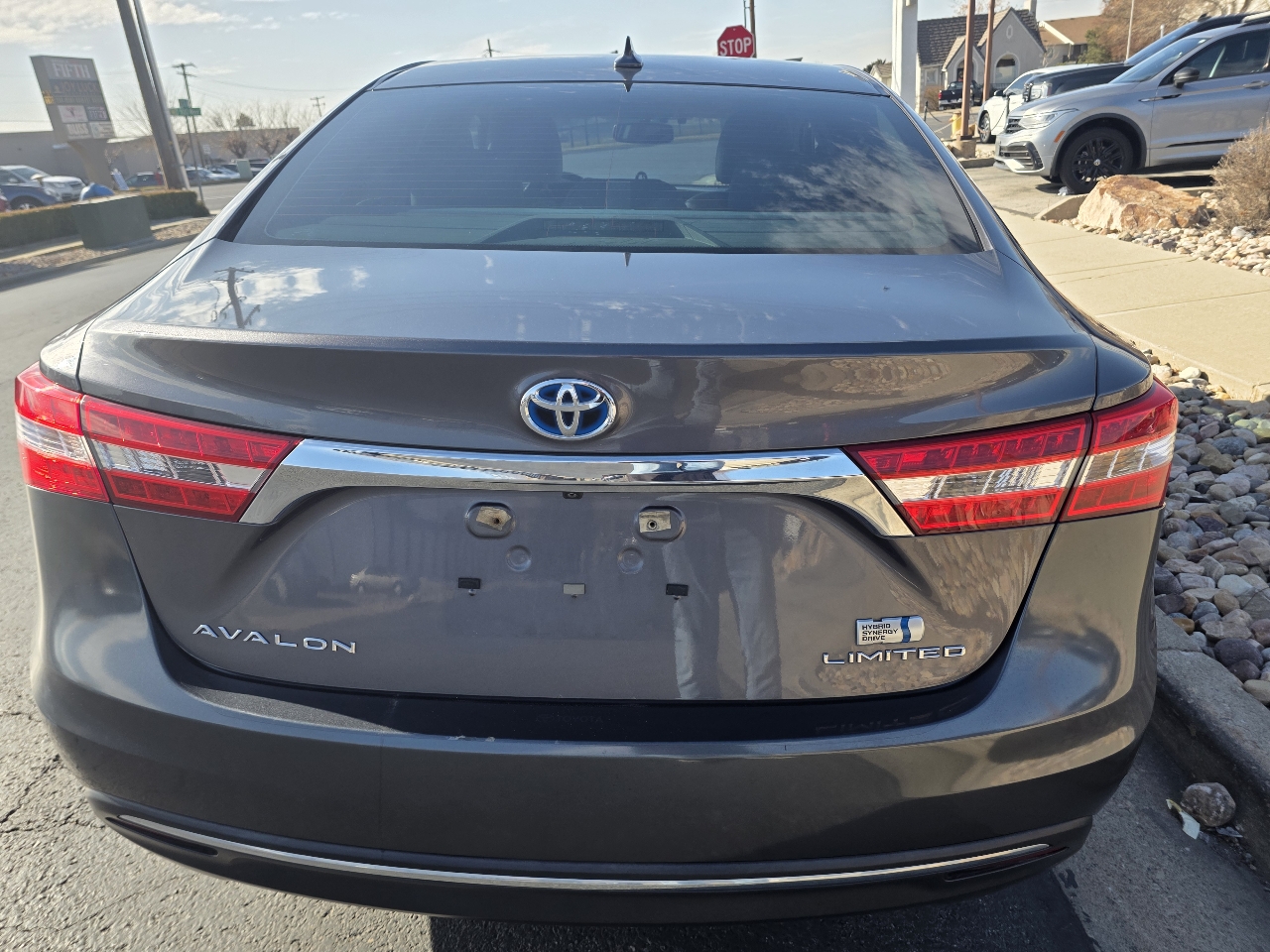 Toyota Avalon Hybrid 4dr Sdn XLE Touring (Natl) 2014