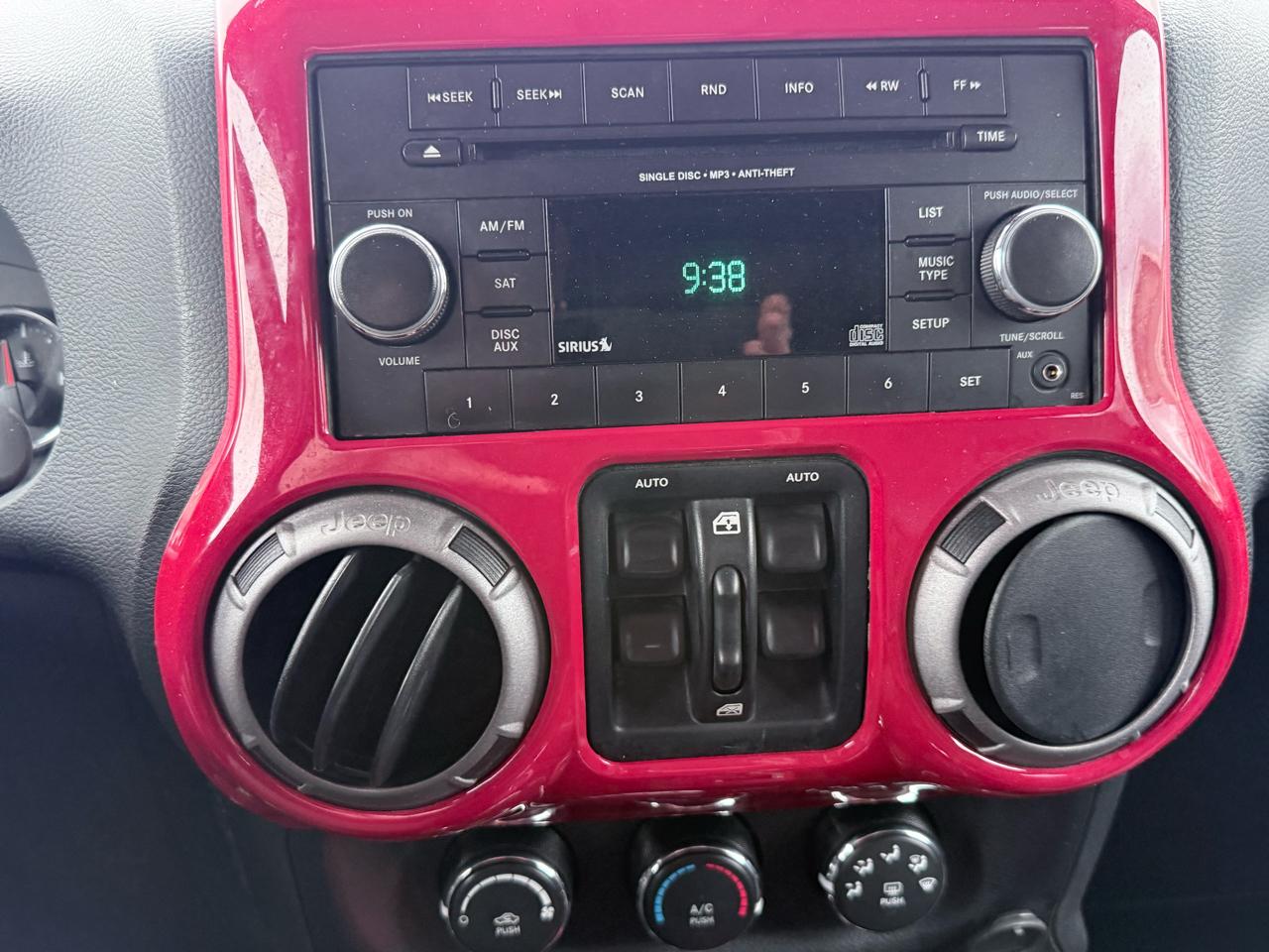 Jeep Wrangler Unlimited 4WD 4dr Sport 2016