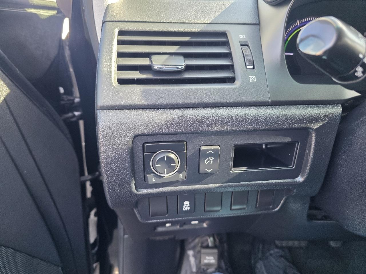 Lexus HS 250h 4dr Sdn Hybrid 2010