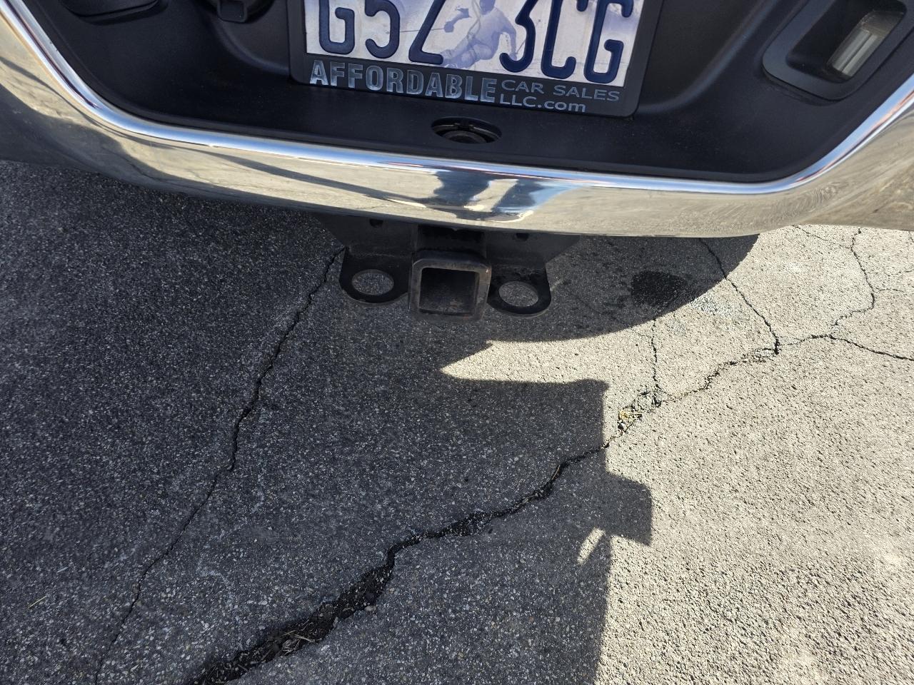 RAM 1500 4WD Crew Cab 140.5" ST 2016