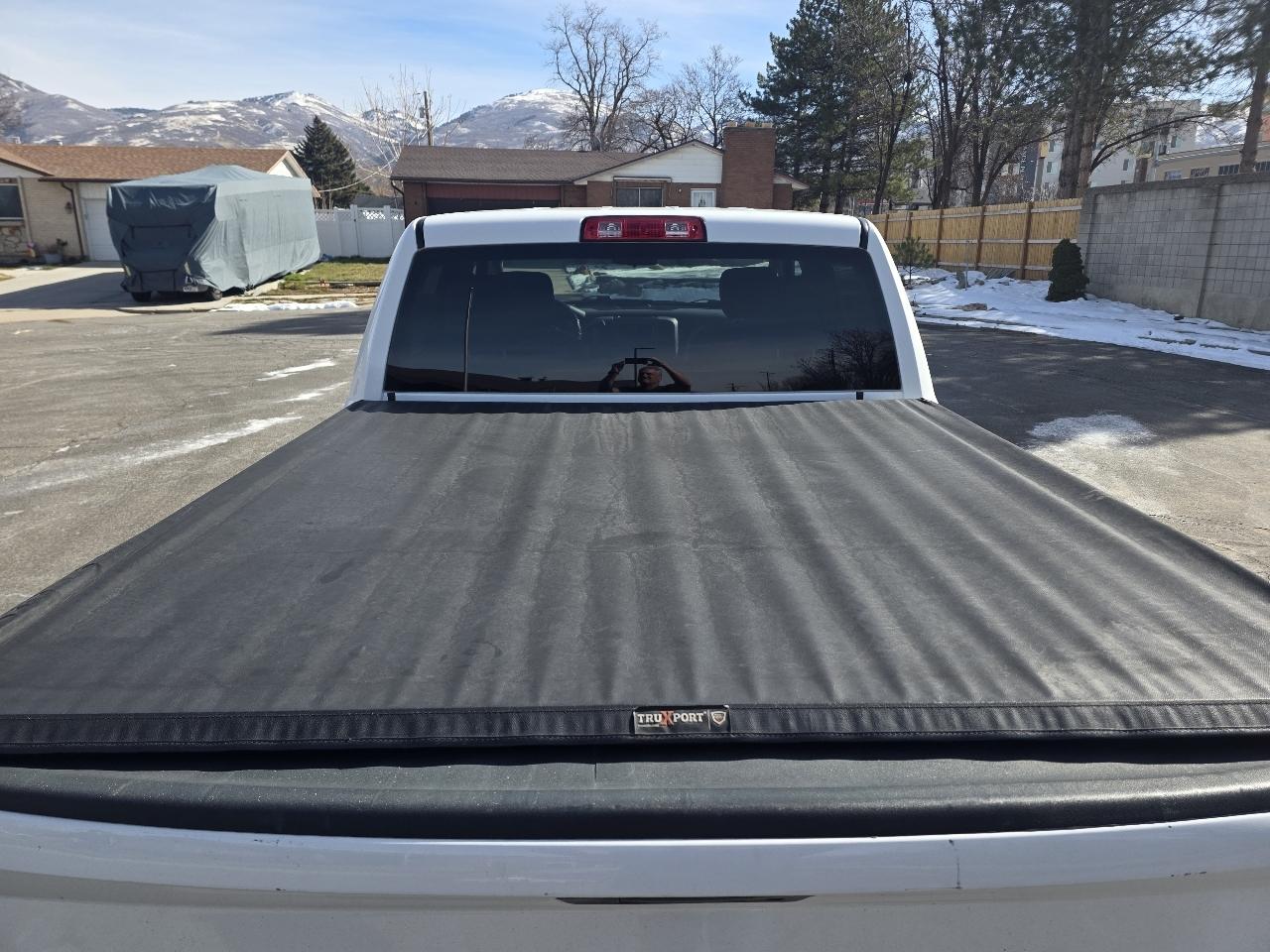 RAM 1500 4WD Crew Cab 140.5" ST 2016