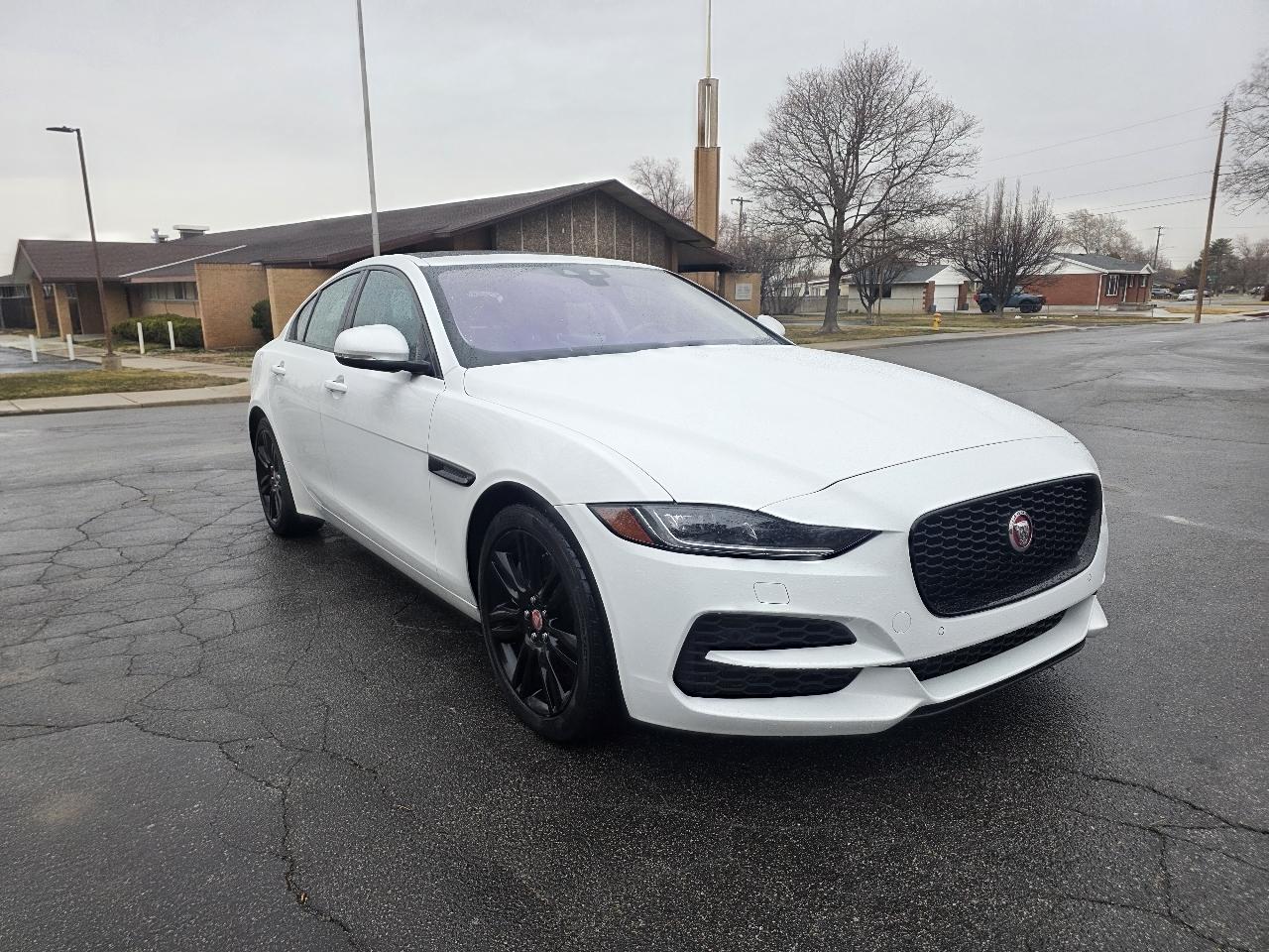 Jaguar XE S AWD 2020