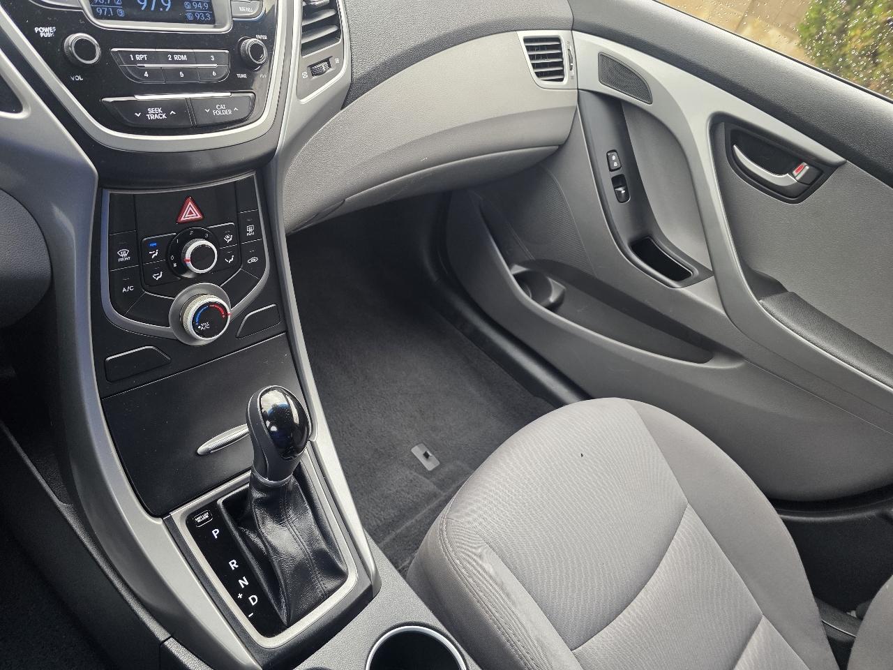 Hyundai Elantra 4dr Sdn Auto SE (Alabama Plant) 2016