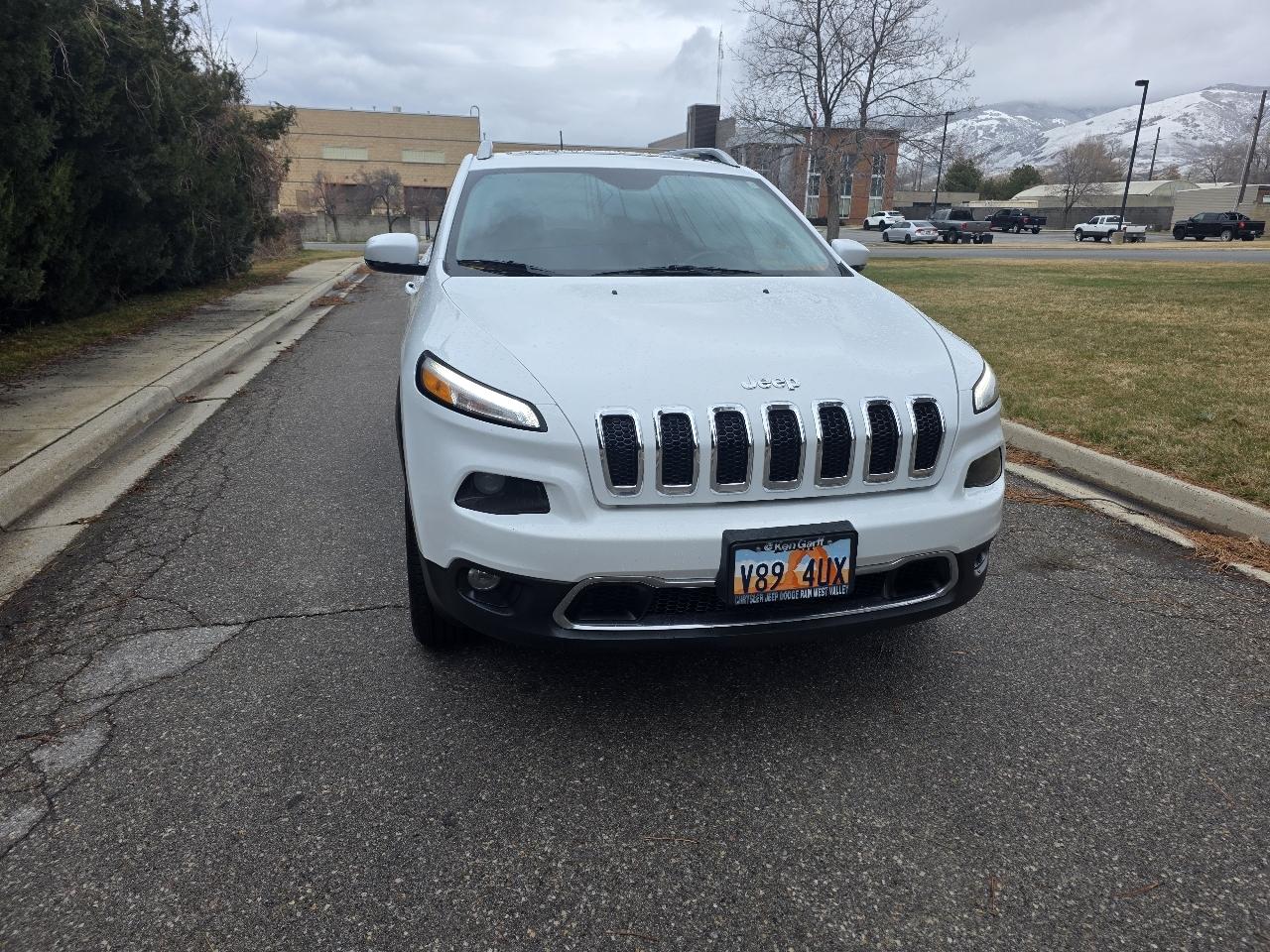 Jeep Cherokee 4WD 4dr Limited 2016