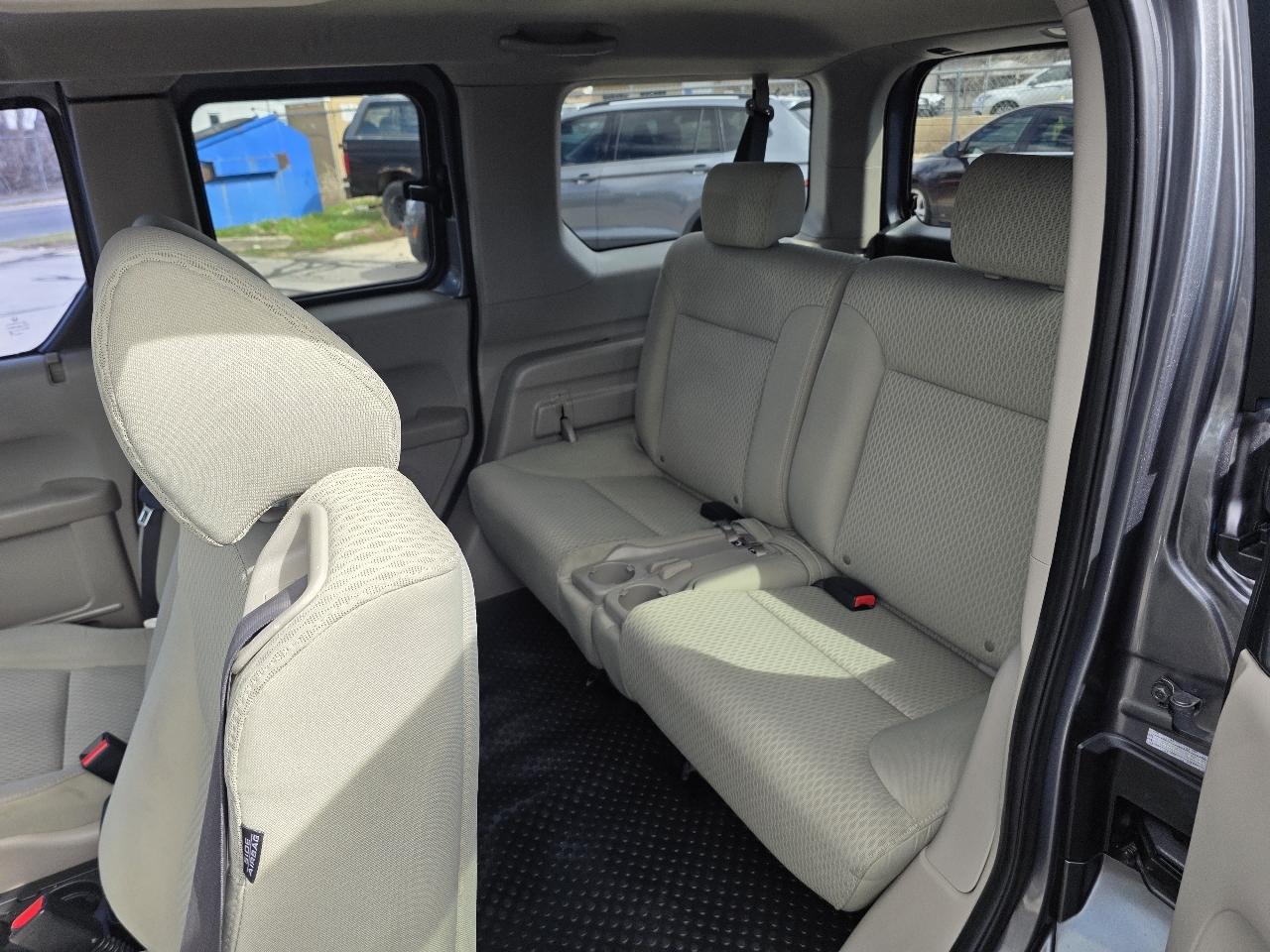 Honda Element 2WD 5dr EX 2011