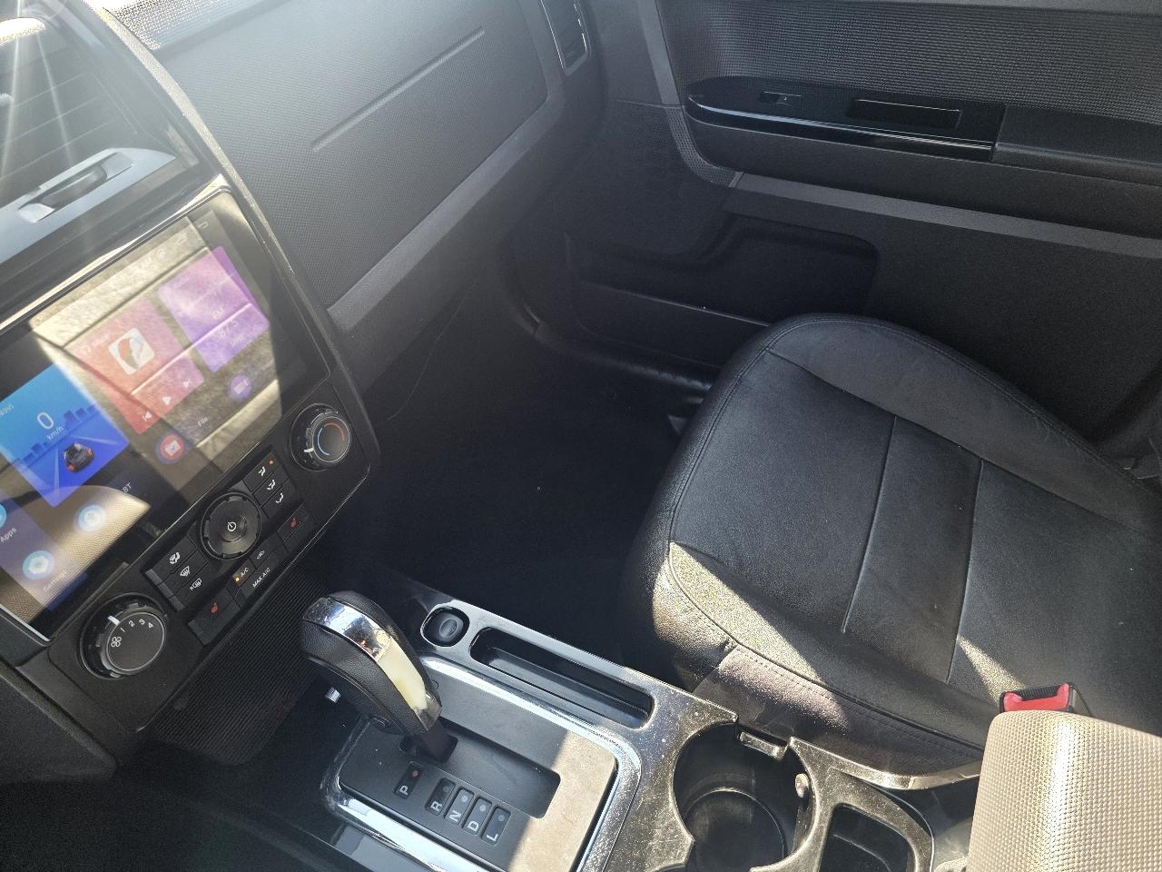 Ford Escape 4WD 4dr Limited 2011