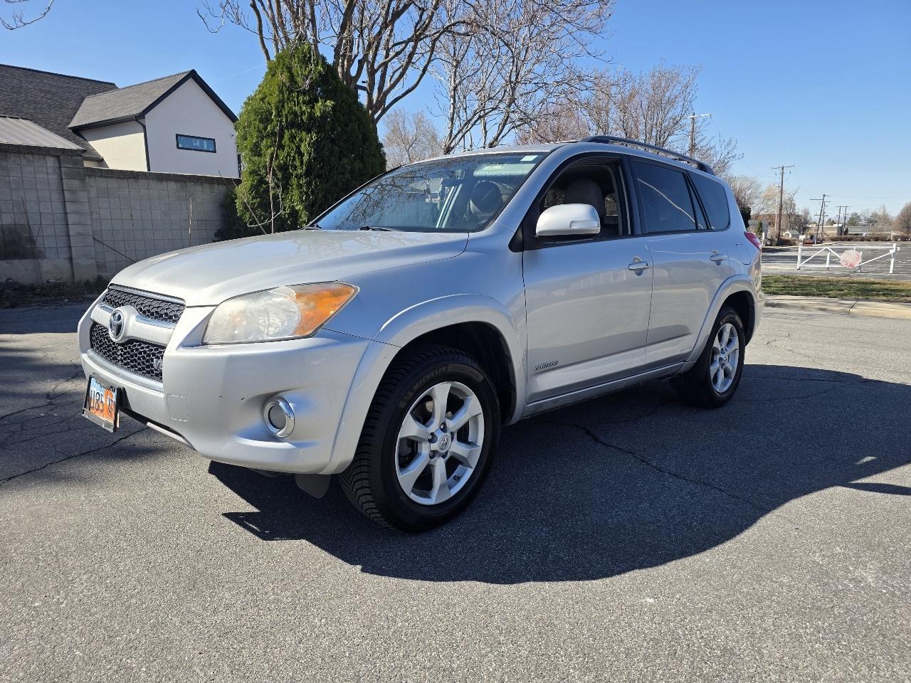 Toyota RAV4 4WD 4dr V6 Limited (Natl) 2012