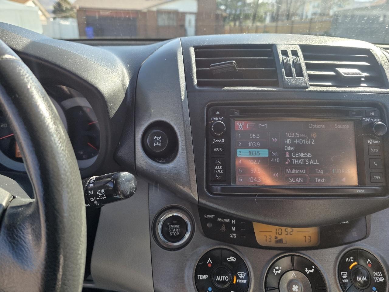 Toyota RAV4 4WD 4dr V6 Limited (Natl) 2012