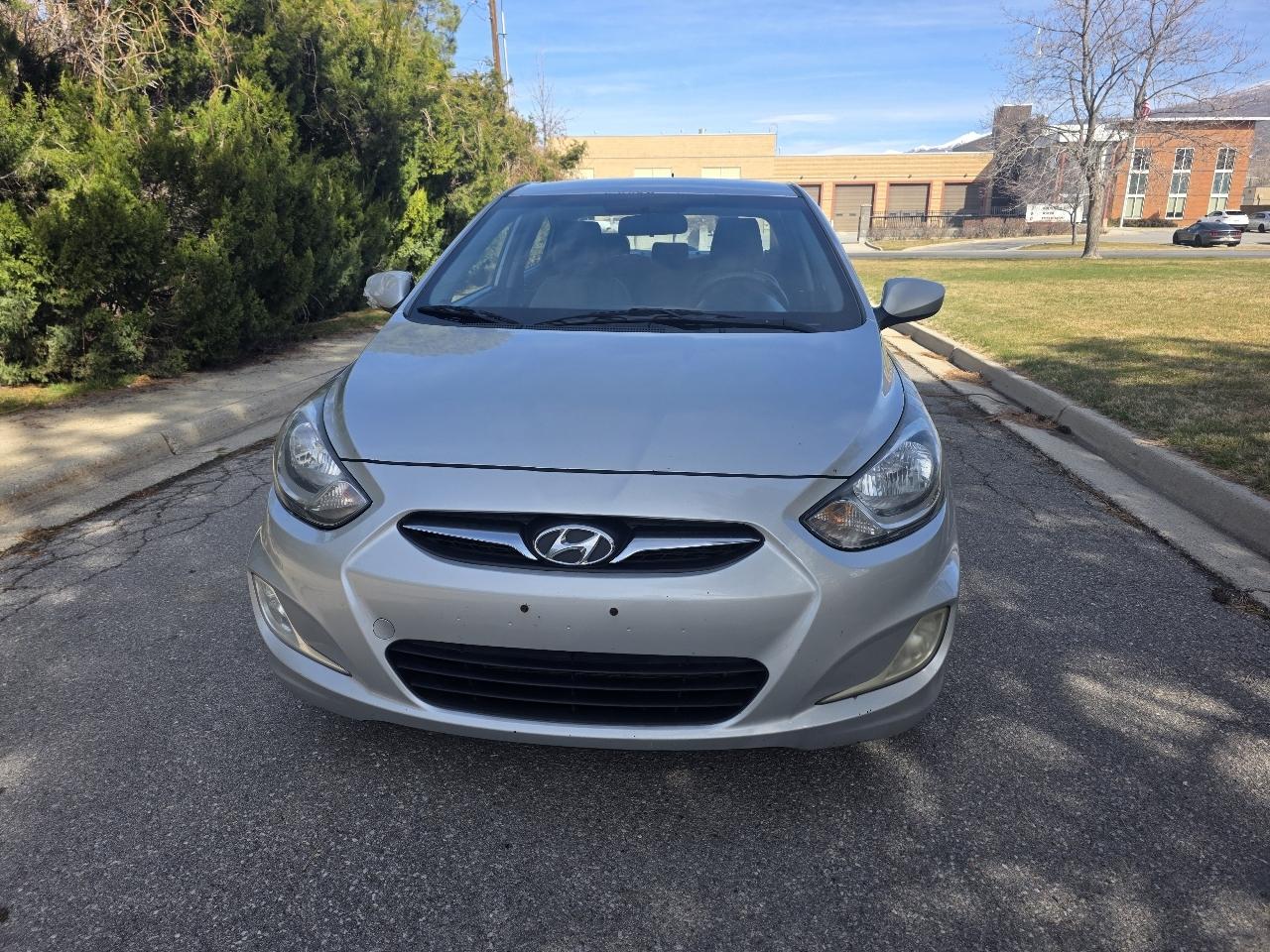 Hyundai Accent 4dr Sdn Auto GLS 2013
