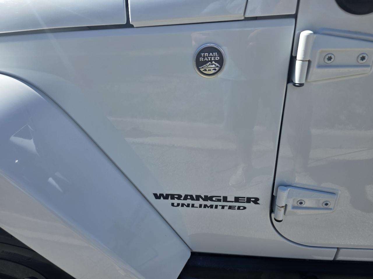 Jeep Wrangler Unlimited 4WD 4dr Altitude 2015