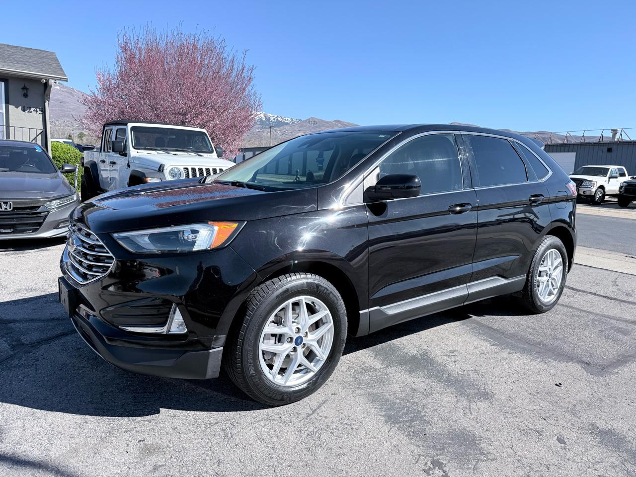 2022 Ford Edge AWD 4dr SEL