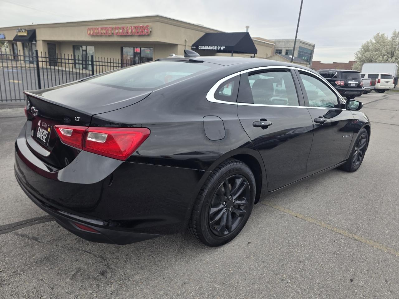 Chevrolet Malibu 4dr Sdn LT w/1LT 2017