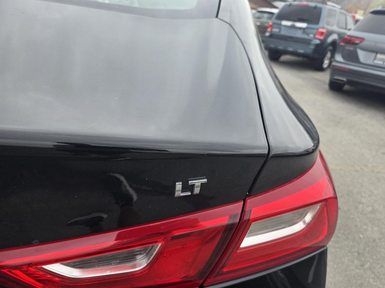 Chevrolet Malibu 4dr Sdn LT w/1LT 2017