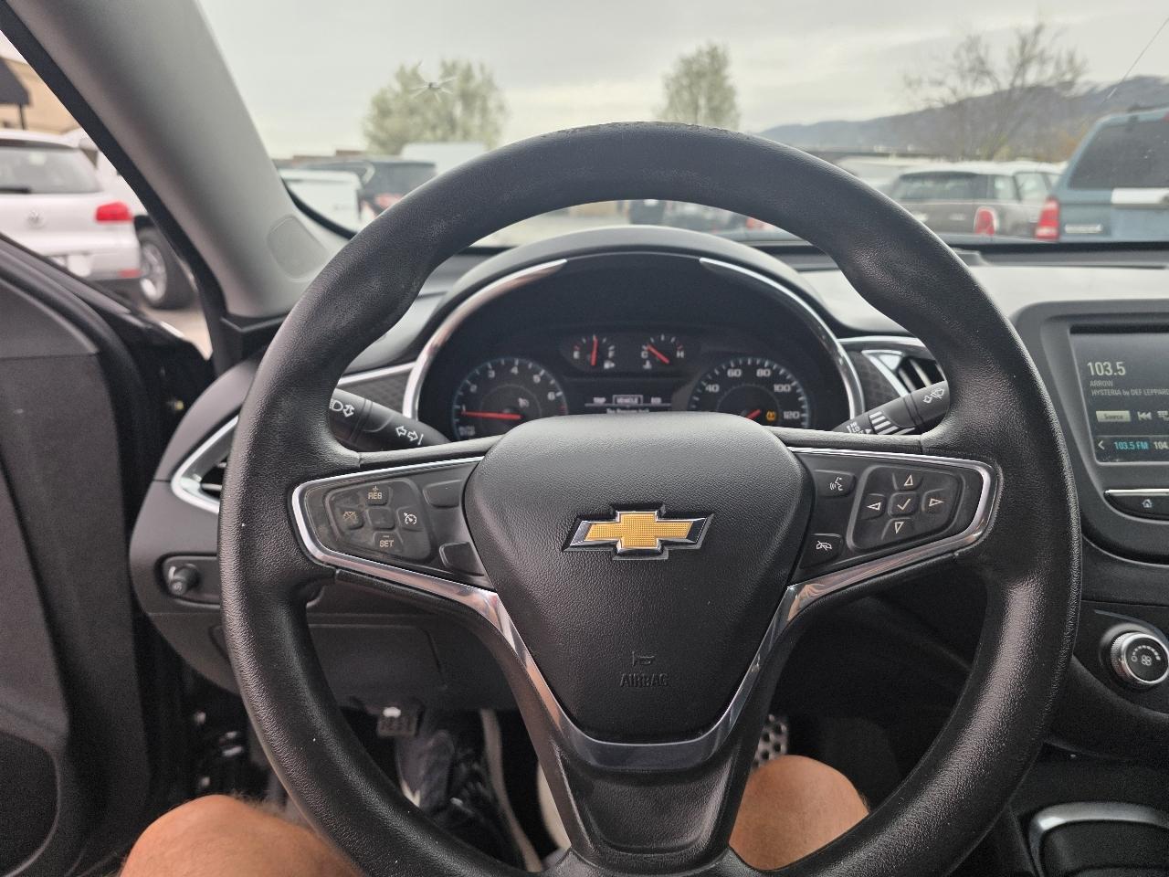 Chevrolet Malibu 4dr Sdn LT w/1LT 2017
