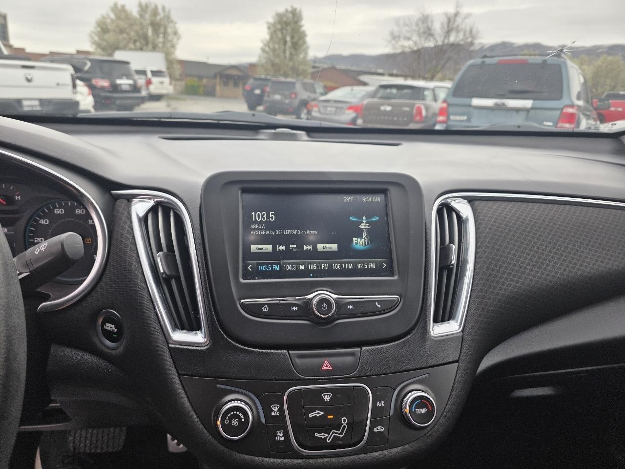 Chevrolet Malibu 4dr Sdn LT w/1LT 2017