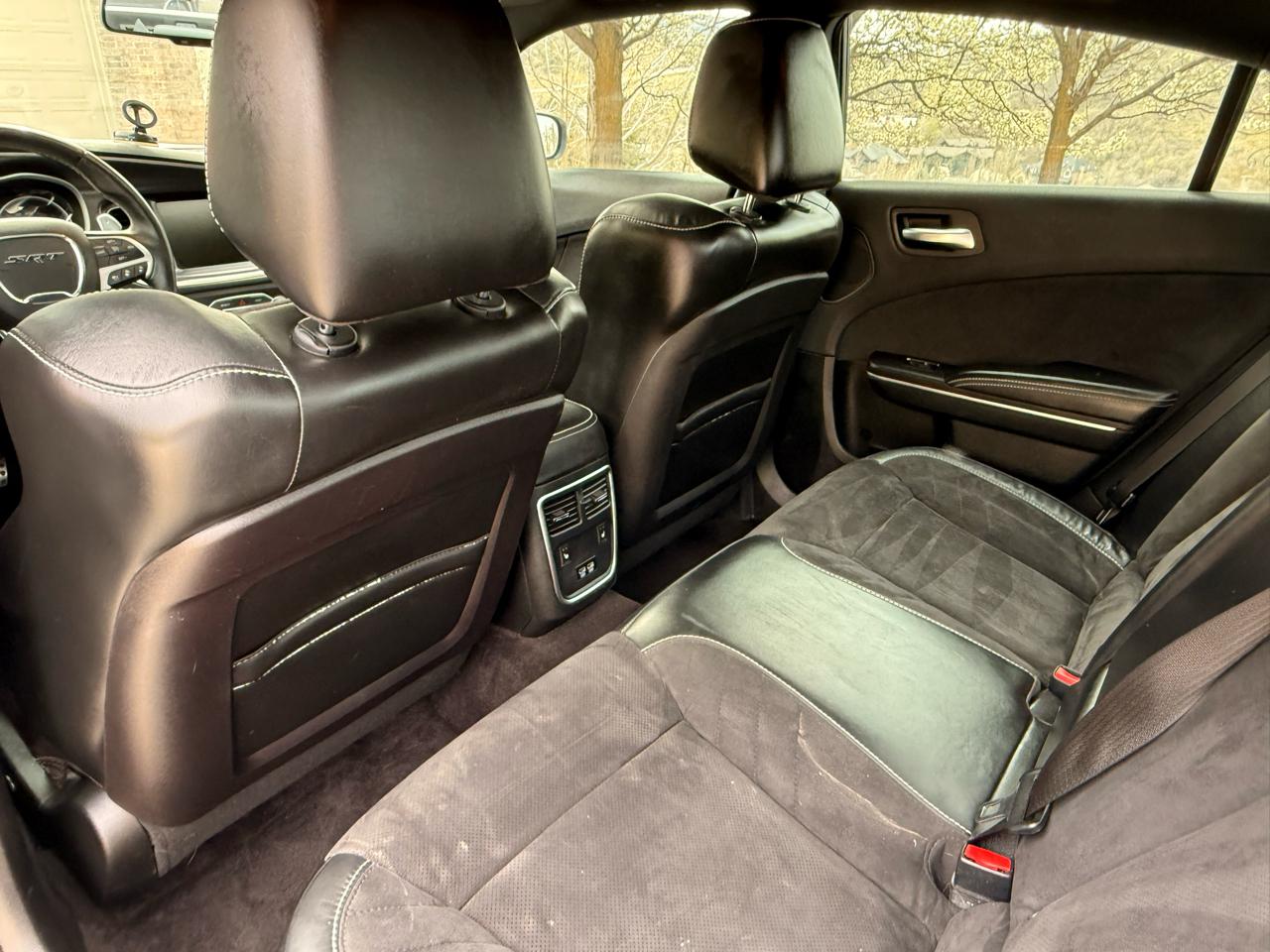 Dodge Charger 4dr Sdn SRT 392 RWD 2016