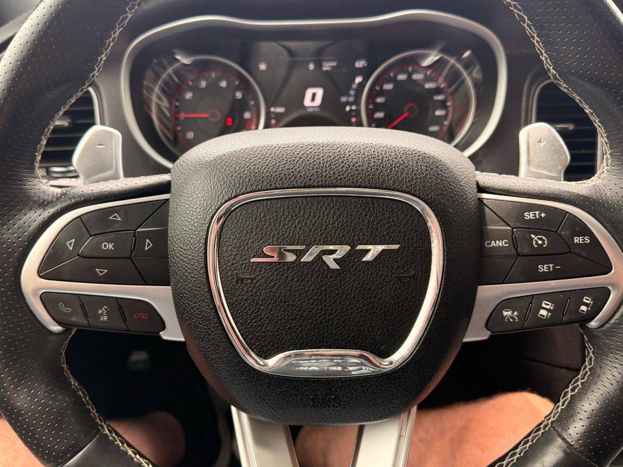 Dodge Charger 4dr Sdn SRT 392 RWD 2016