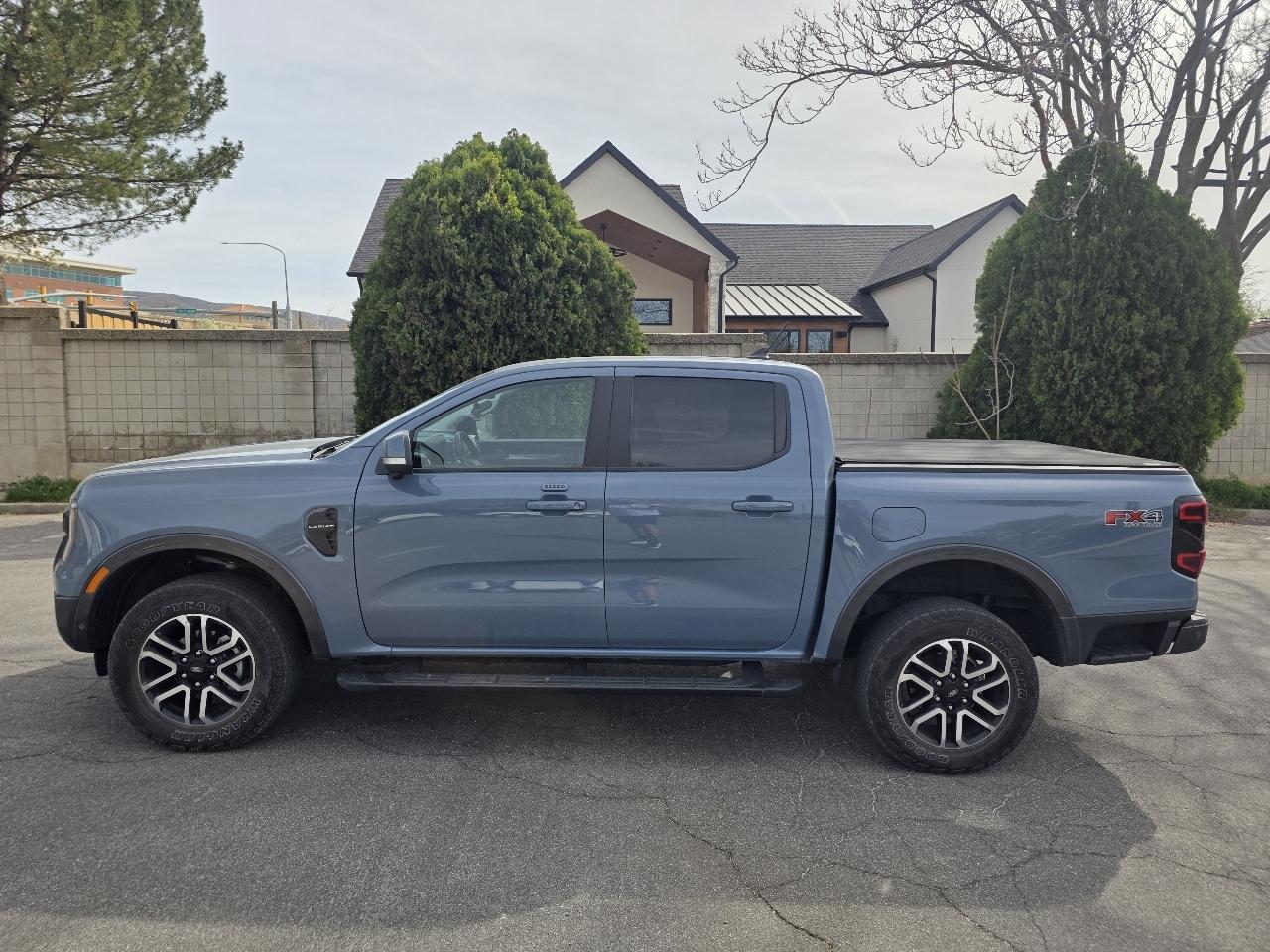 Ford Ranger LARIAT 4WD SuperCrew 5' Box 2024