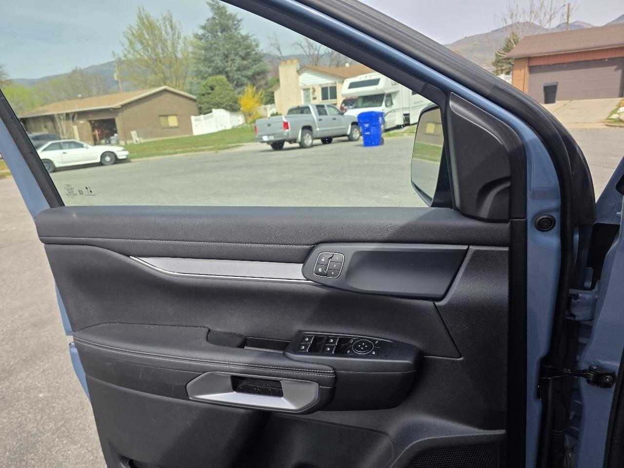 Ford Ranger LARIAT 4WD SuperCrew 5' Box 2024