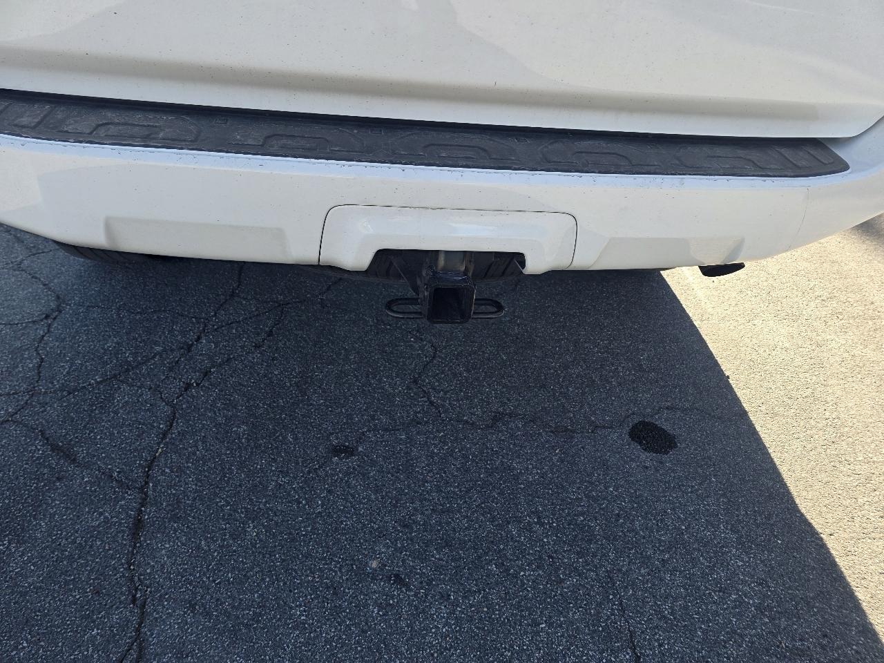 Toyota 4Runner SR5 4WD (Natl) 2024