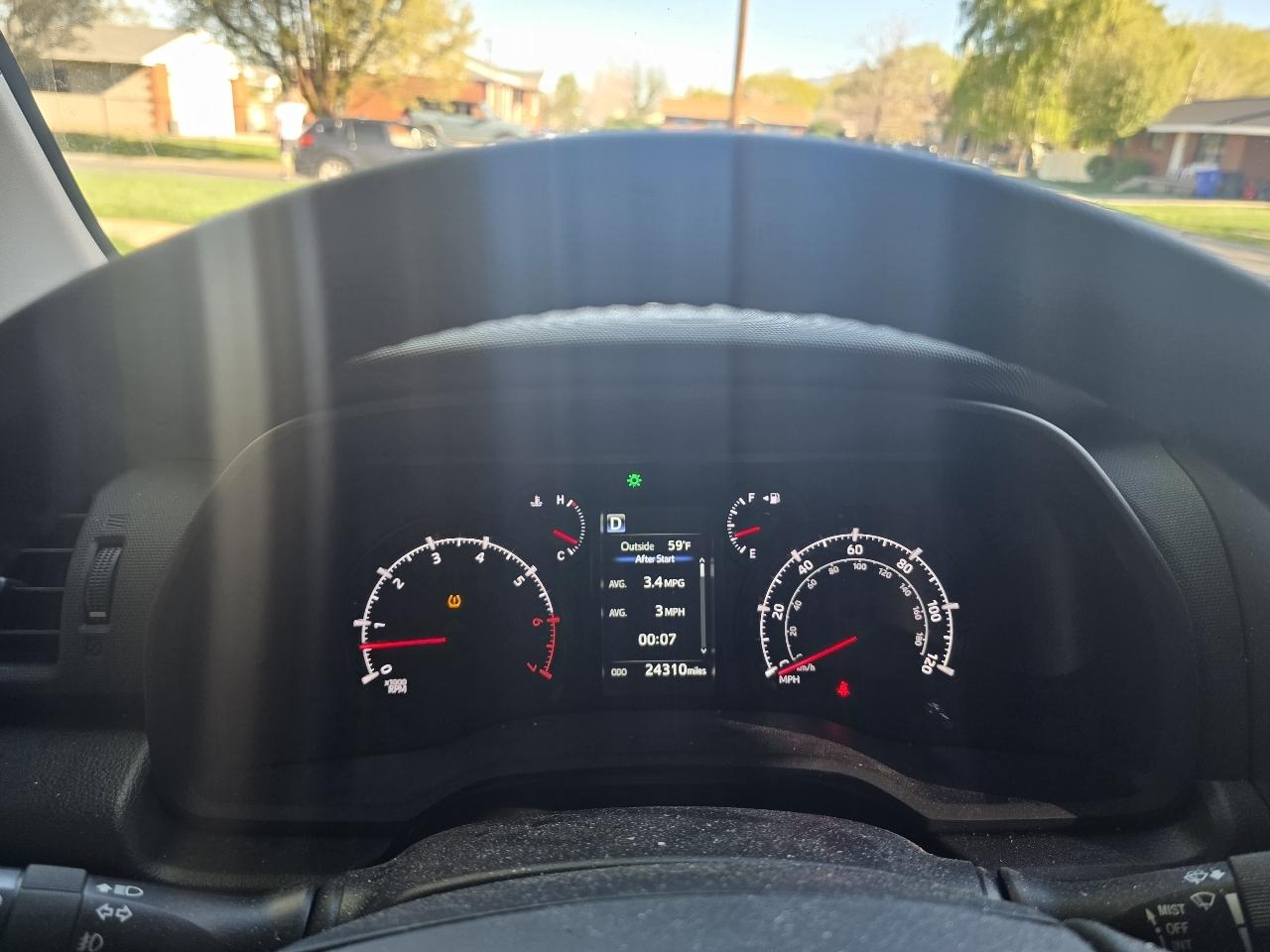 Toyota 4Runner SR5 4WD (Natl) 2024