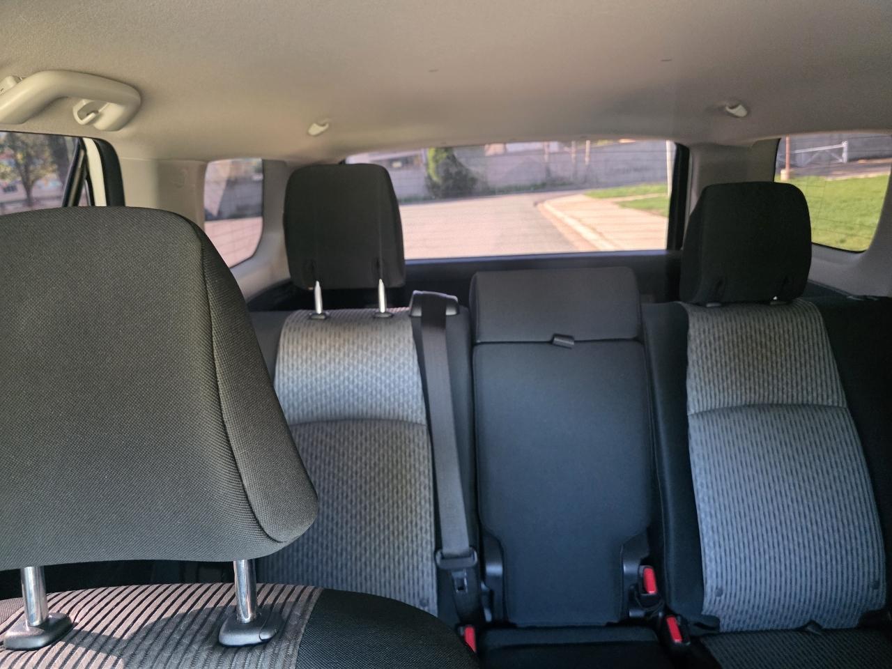 Toyota 4Runner SR5 4WD (Natl) 2024